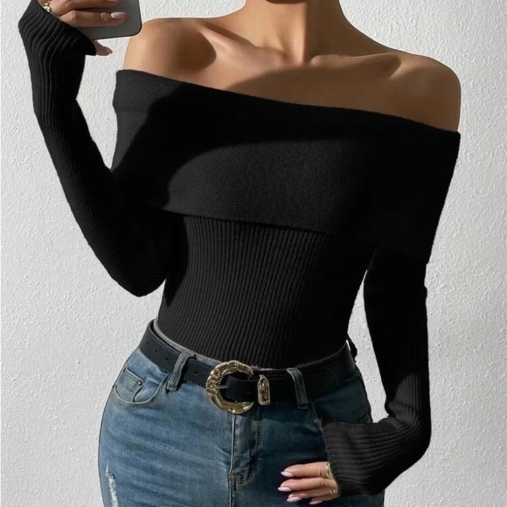 BCBGMAXAZRIA Woman’s Off Shoulder Sweater - Picture 1 of 7
